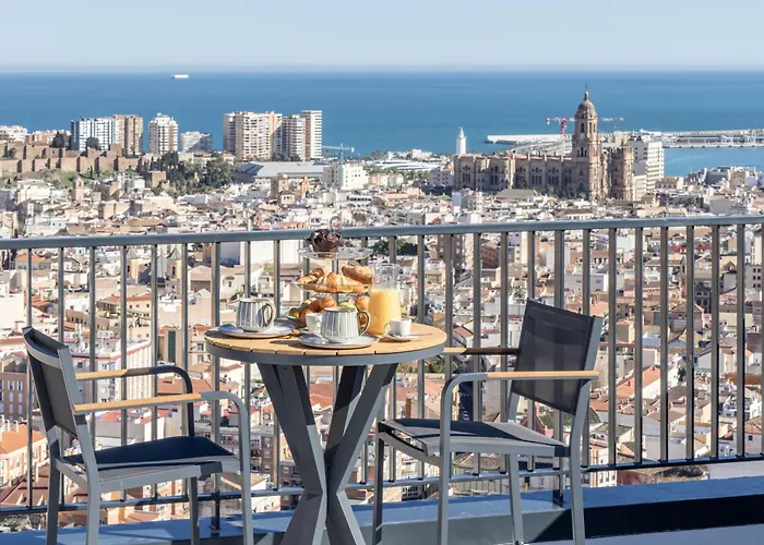Malaga Skyline 4 Pool & Parking Free
